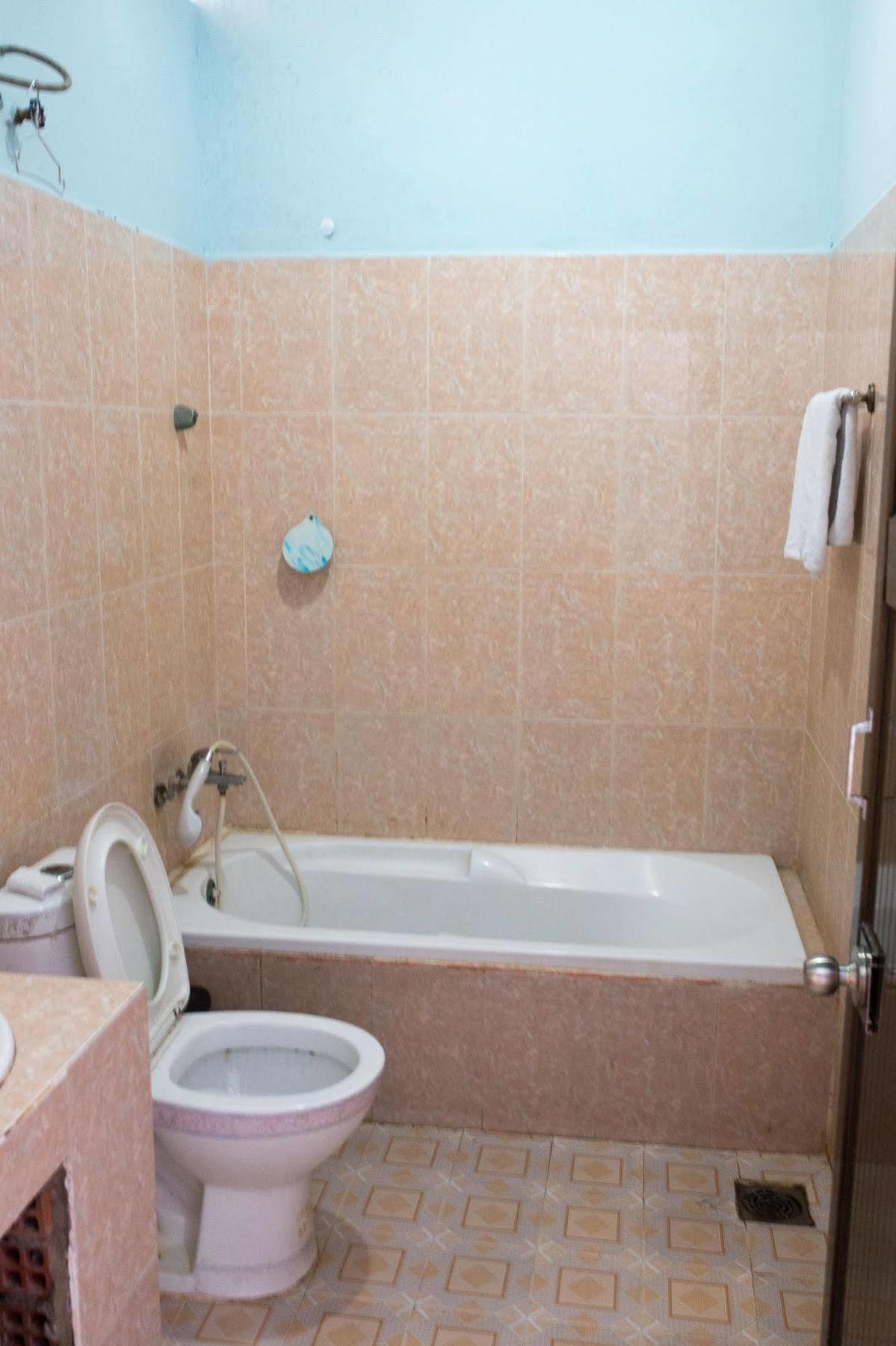 Rang Dong Hotel Ми Тхо Екстериор снимка