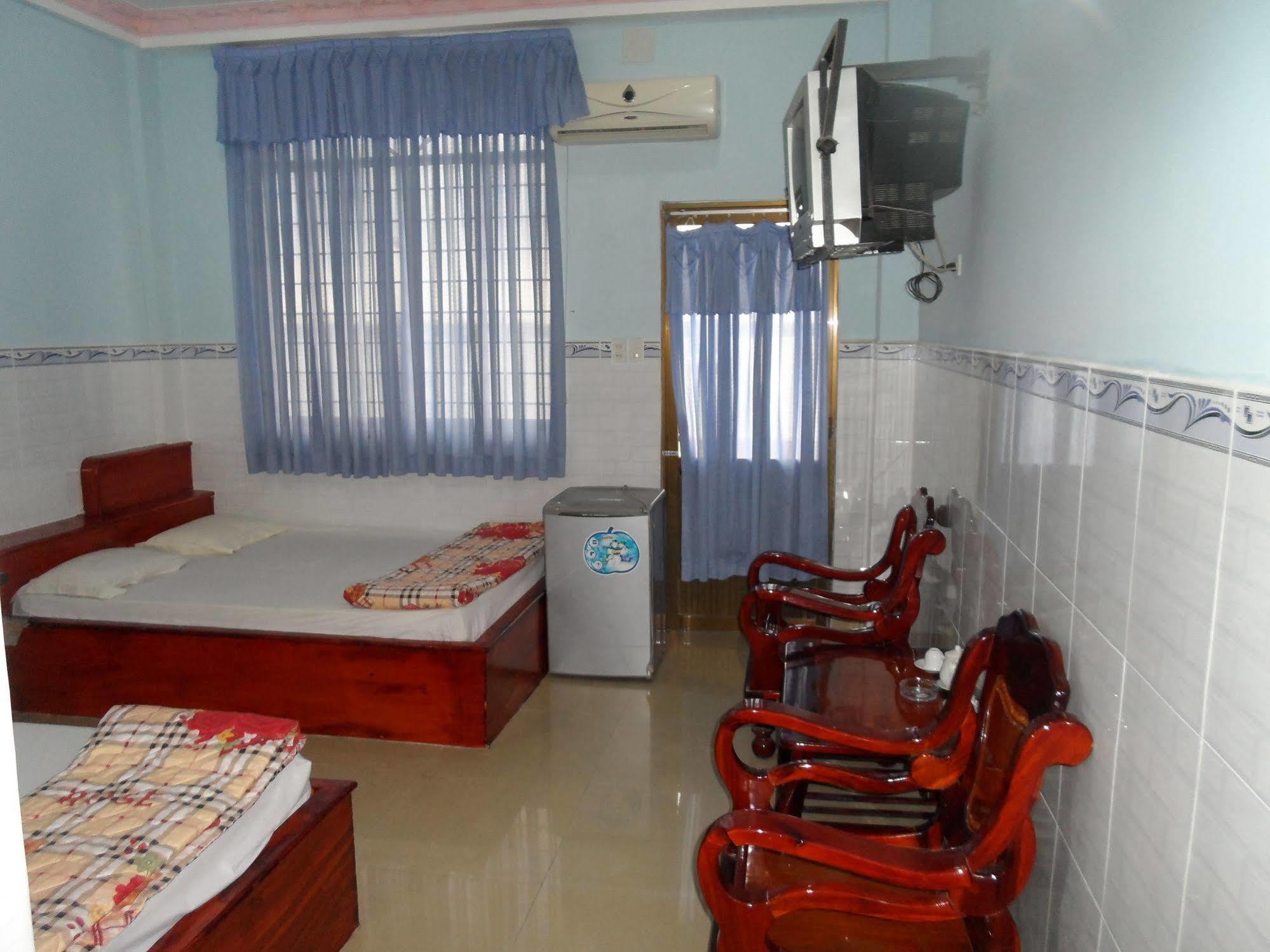 Rang Dong Hotel Ми Тхо Екстериор снимка