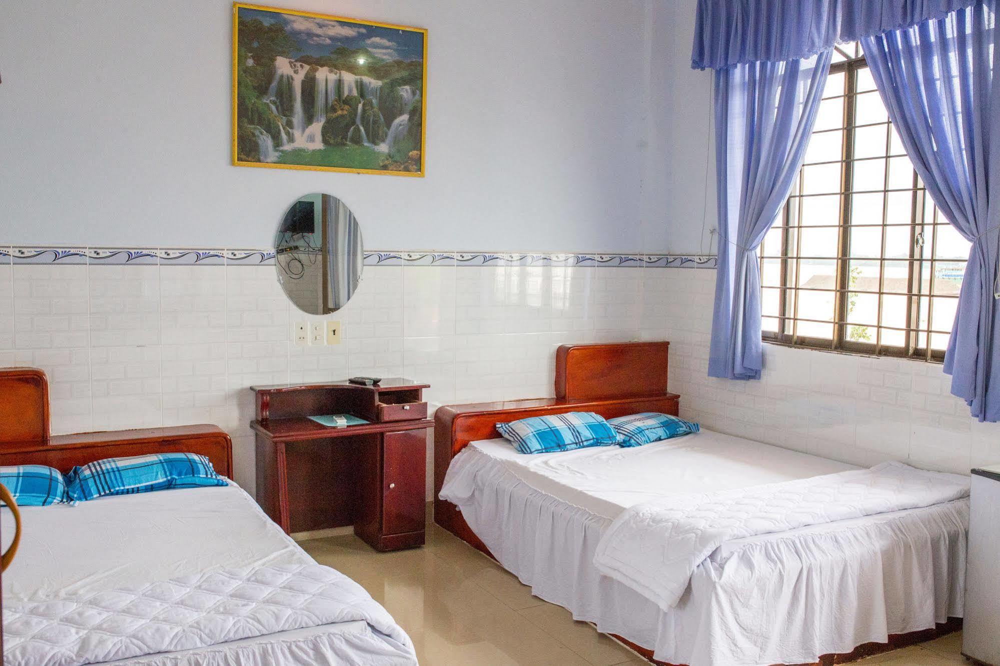 Rang Dong Hotel Ми Тхо Екстериор снимка